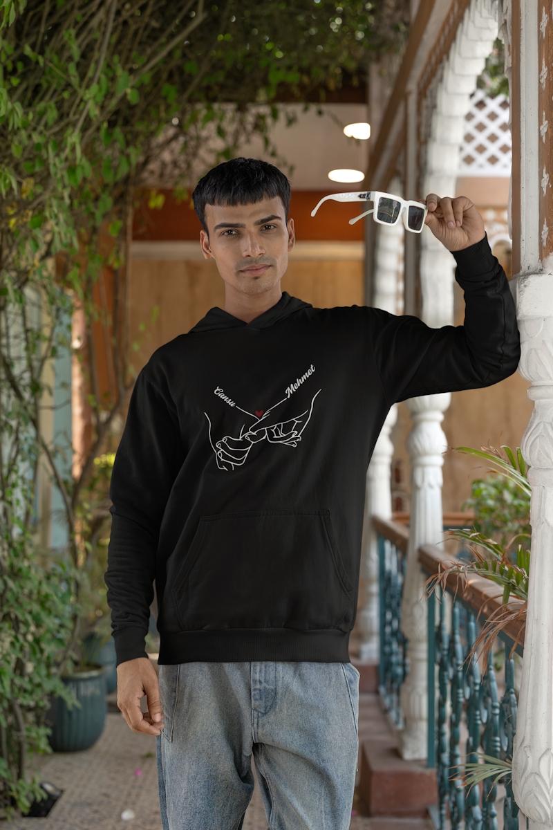 TUTUŞAN%20ELLER%20HOODIE