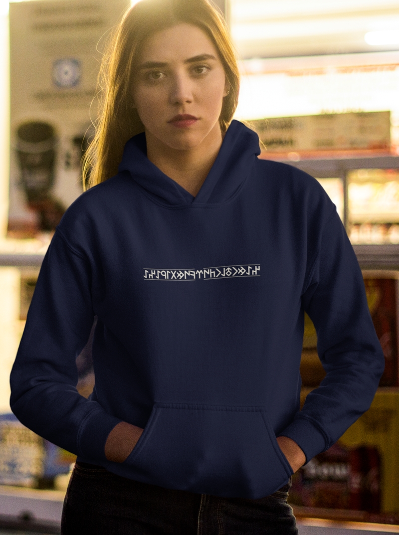 NE%20MUTLU%20TÜRKÜM%20DİYENE%20(GÖKTÜRKÇE)%20HOODIE